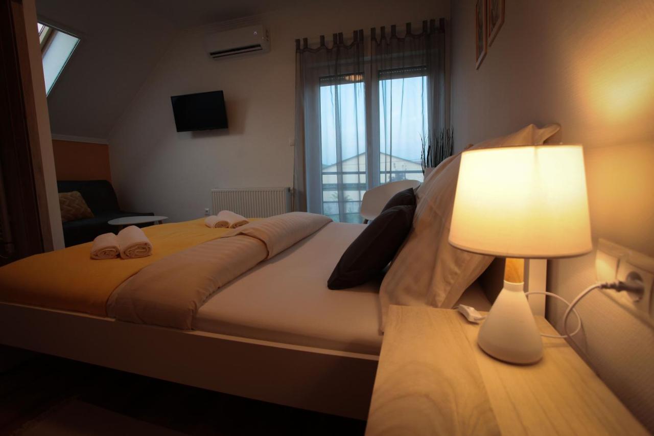 Airport Almaskert Panzio Bed & Breakfast Vecsés Dış mekan fotoğraf