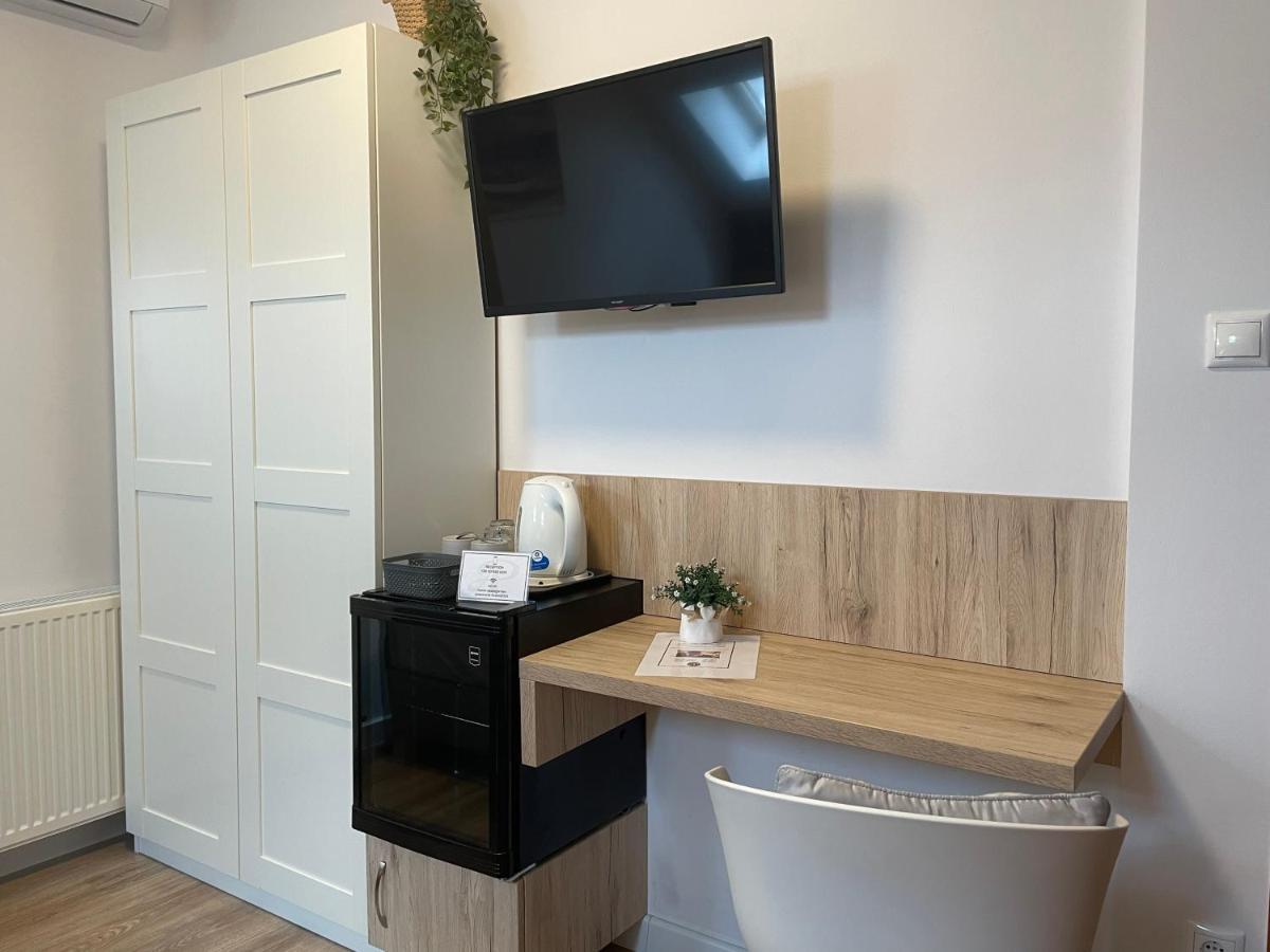 Airport Almaskert Panzio Bed & Breakfast Vecsés Dış mekan fotoğraf