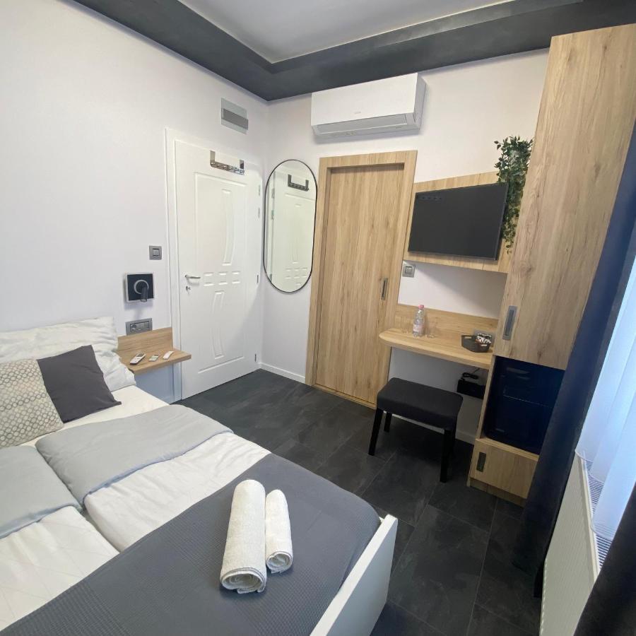 Airport Almaskert Panzio Bed & Breakfast Vecsés Dış mekan fotoğraf