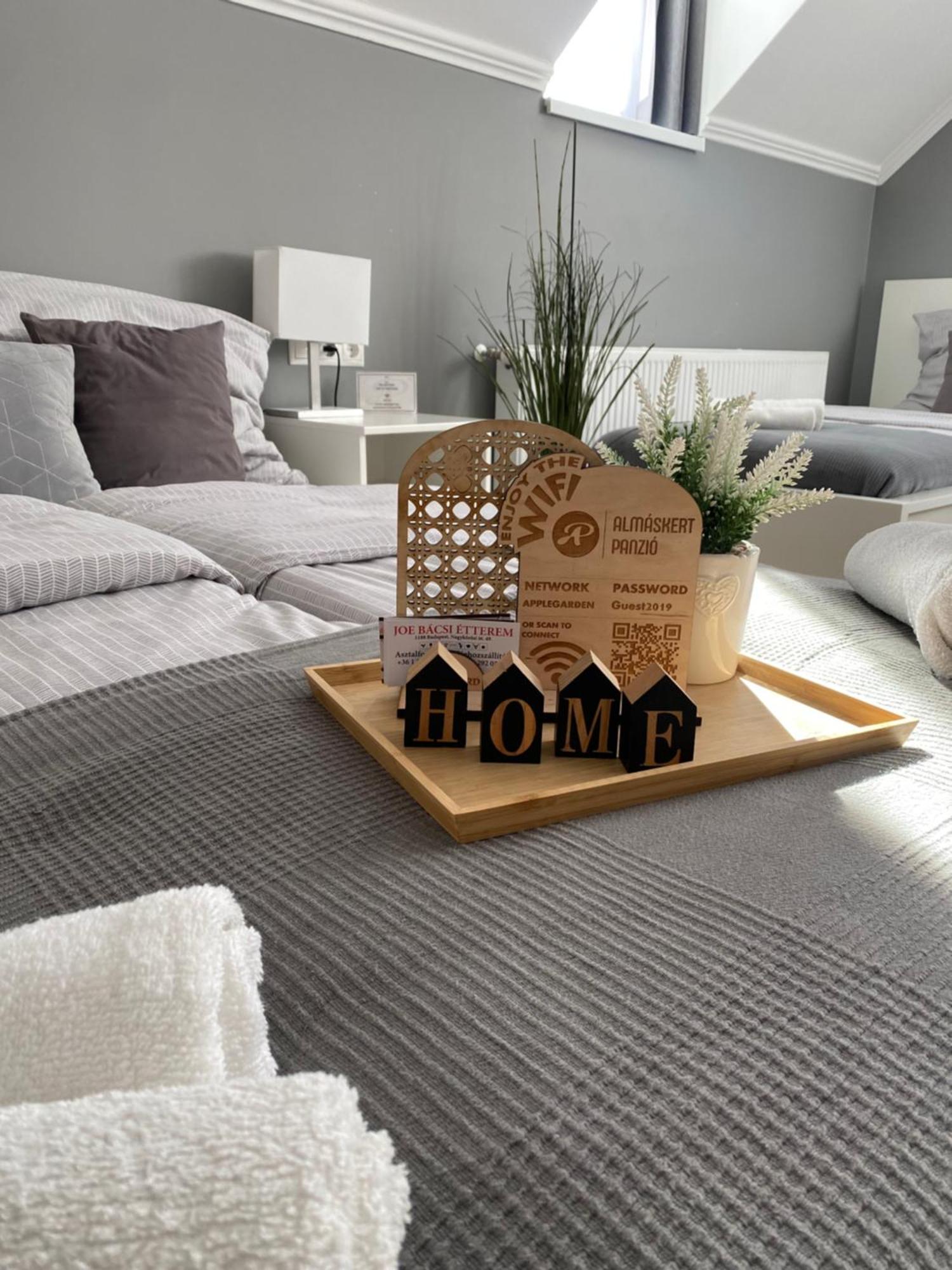 Airport Almaskert Panzio Bed & Breakfast Vecsés Dış mekan fotoğraf
